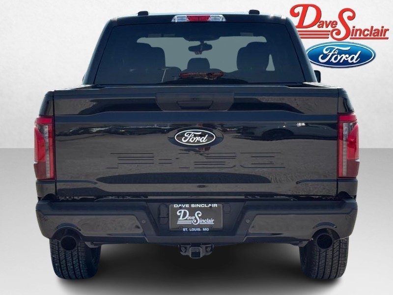 Ford F-150 Vehicle Full-screen Gallery Image 08
