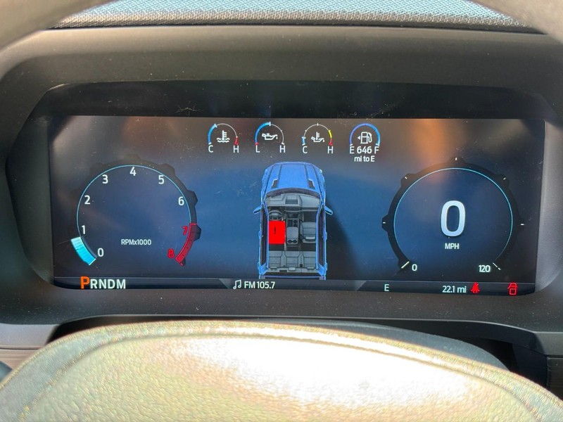 Ford F-150 Vehicle Full-screen Gallery Image 21