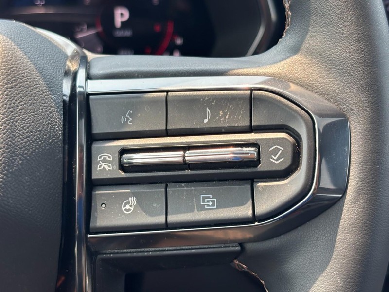GMC Canyon Vehicle Image 20