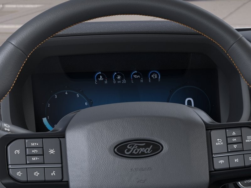 Ford F-150 Vehicle Full-screen Gallery Image 15
