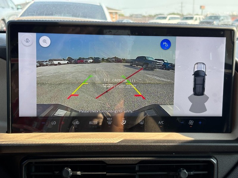 Ford Bronco Sport Vehicle Full-screen Gallery Image 23