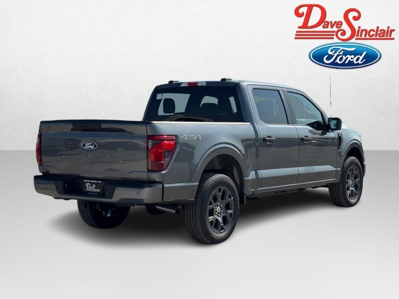 Ford F-150 Vehicle Full-screen Gallery Image 07