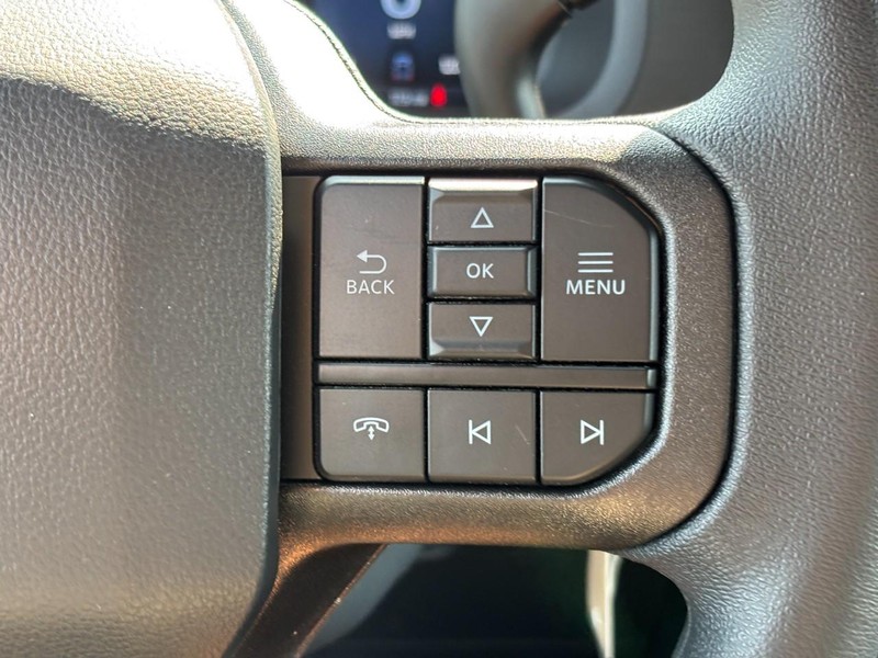 Ford F-150 Vehicle Full-screen Gallery Image 20