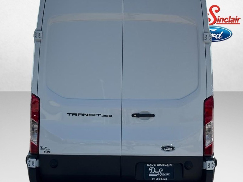 Ford Transit Cargo Van Vehicle Full-screen Gallery Image 08