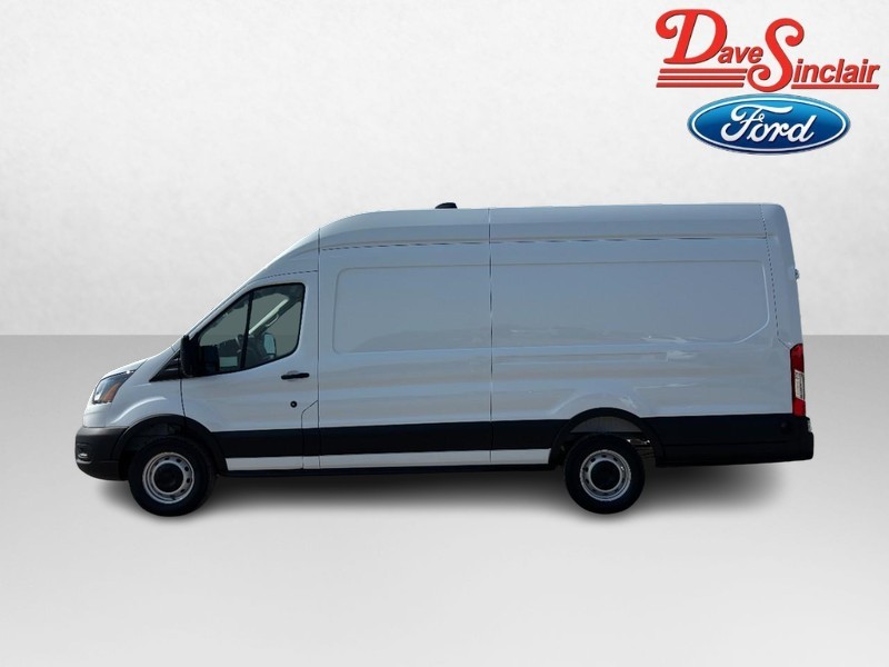 Ford Transit Cargo Van Vehicle Full-screen Gallery Image 10