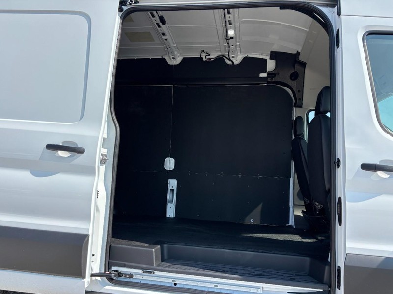 Ford Transit Cargo Van Vehicle Full-screen Gallery Image 12
