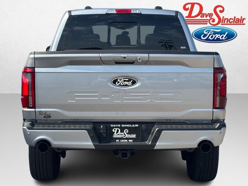 Ford F-150 Vehicle Full-screen Gallery Image 08