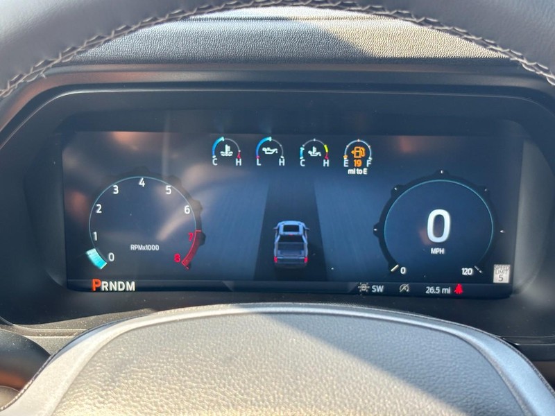 Ford F-150 Vehicle Full-screen Gallery Image 21