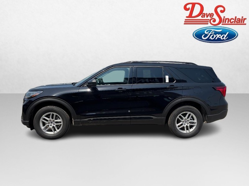 Ford Explorer Vehicle Full-screen Gallery Image 10