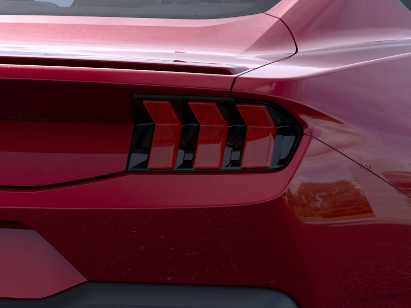 Ford Mustang Vehicle Full-screen Gallery Image 23