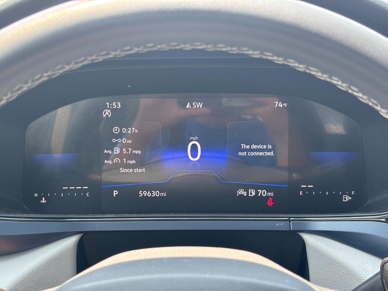 Volkswagen Taos Vehicle Full-screen Gallery Image 21