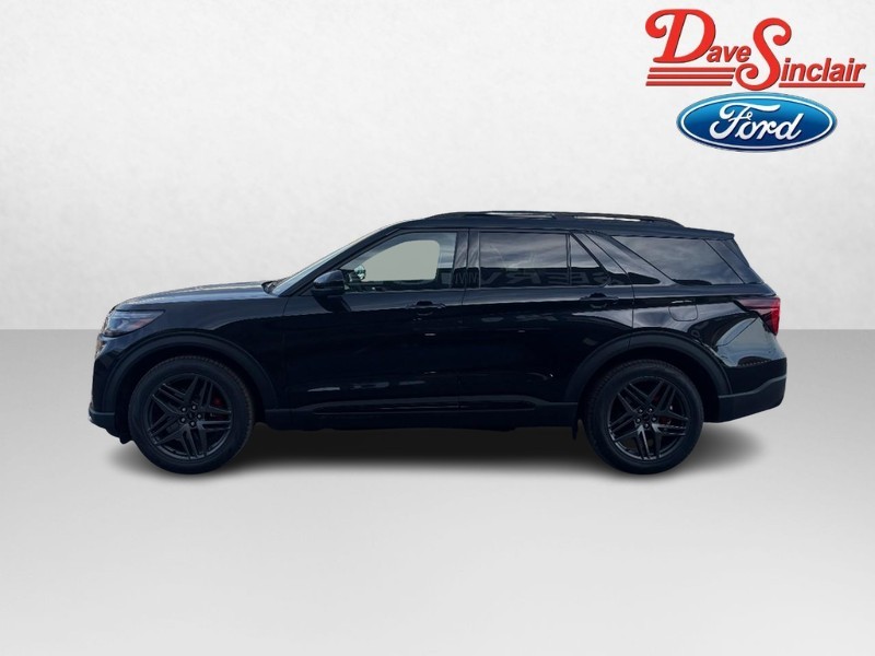 Ford Explorer Vehicle Full-screen Gallery Image 10