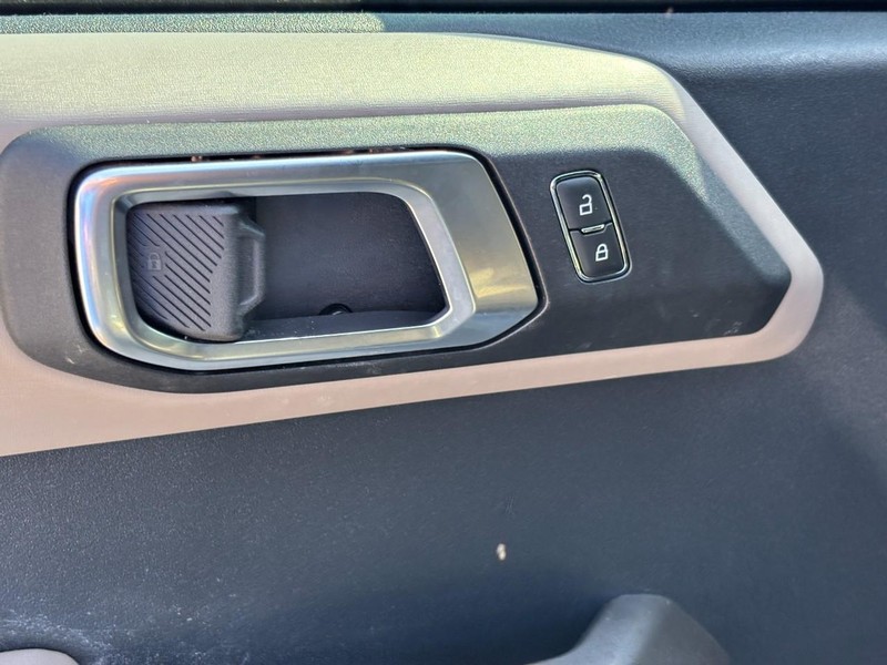 Ford Bronco Vehicle Image 19
