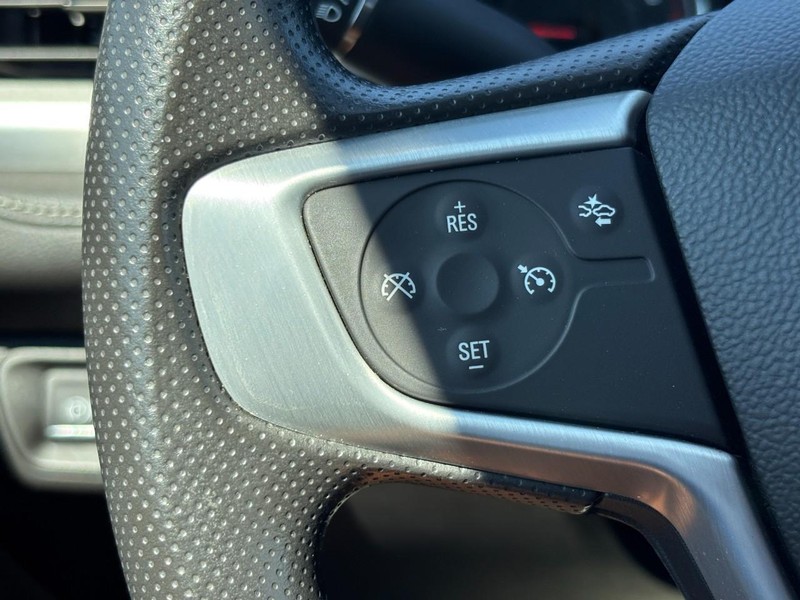 GMC Acadia Vehicle Image 20