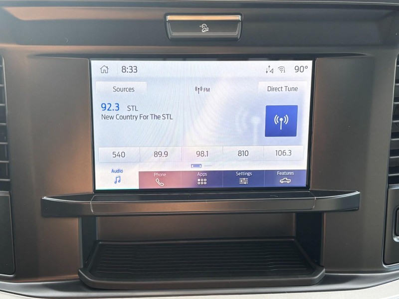 Ford Super Duty F-250 SRW Vehicle Full-screen Gallery Image 22