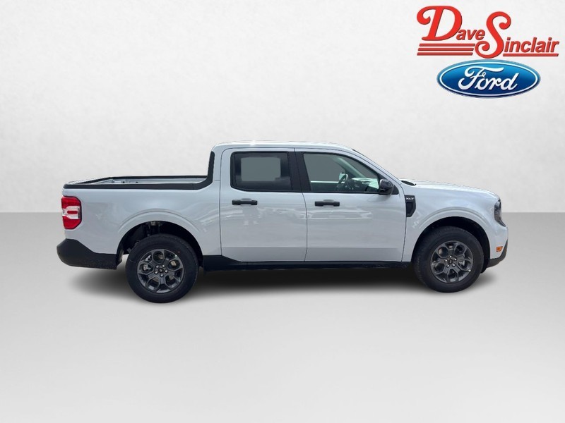 Ford Maverick Vehicle Full-screen Gallery Image 05