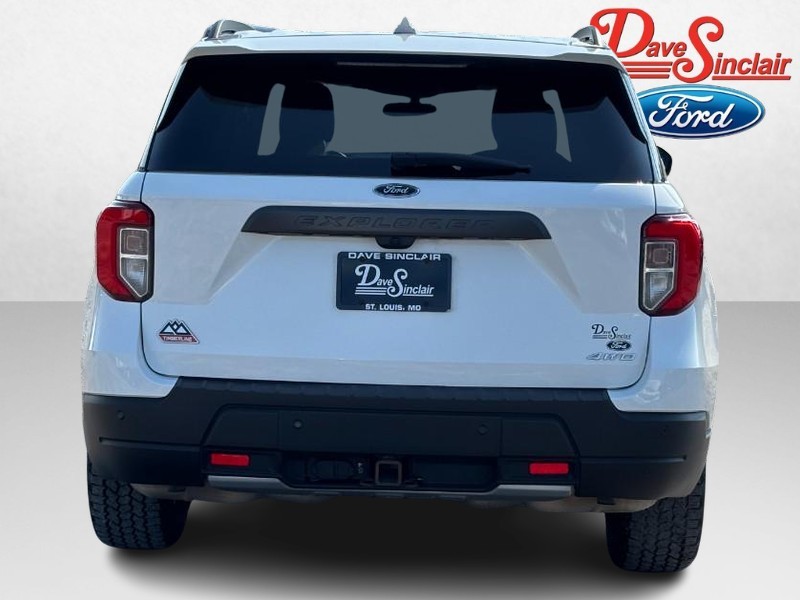 Ford Explorer Vehicle Image 08
