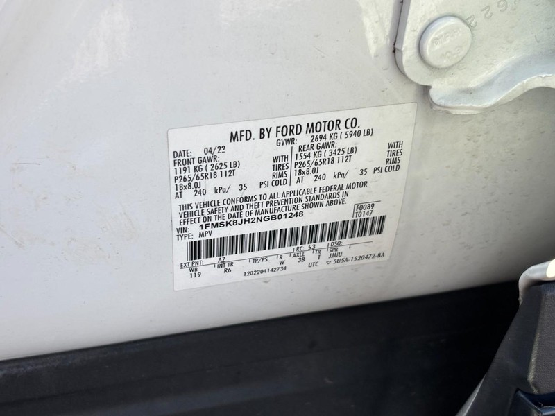 Ford Explorer Vehicle Image 28