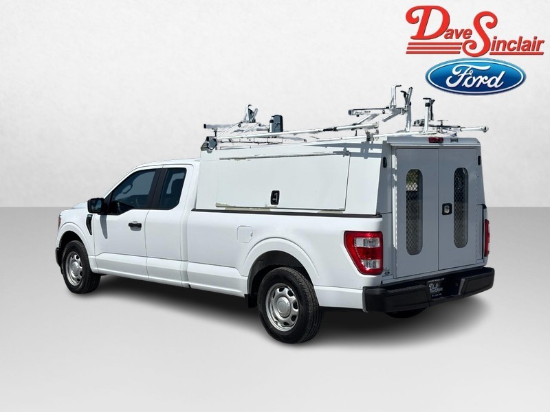 Ford F-150 Vehicle Full-screen Gallery Image 09