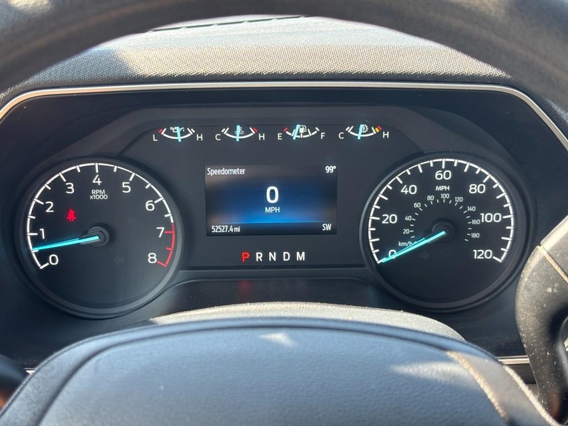 Ford F-150 Vehicle Full-screen Gallery Image 22