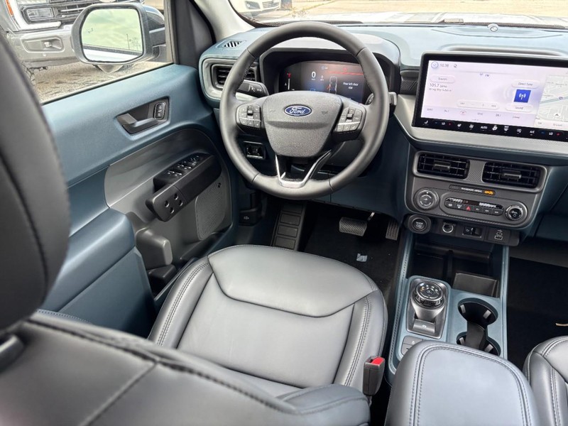 Ford Maverick Vehicle Full-screen Gallery Image 14