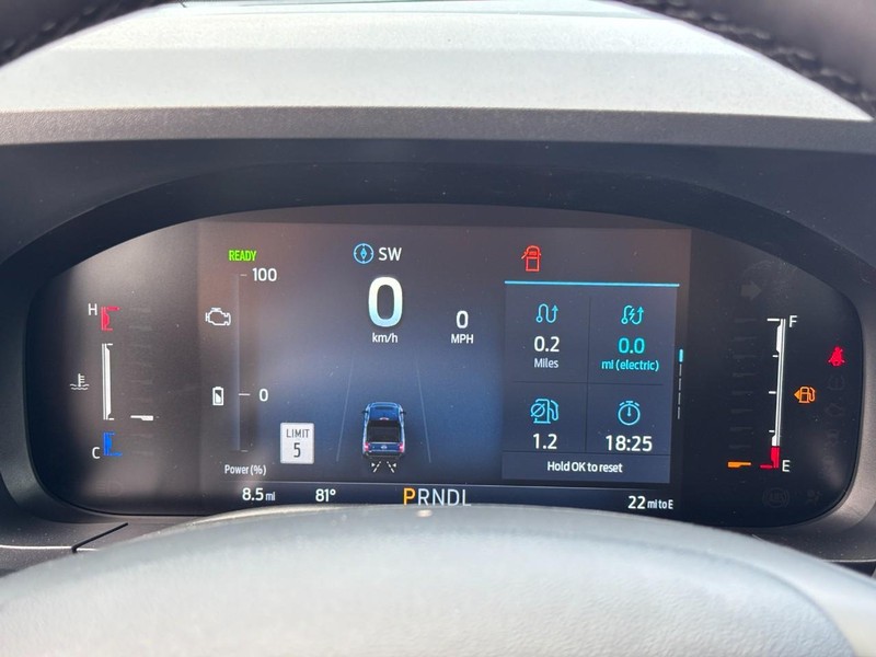 Ford Maverick Vehicle Full-screen Gallery Image 21