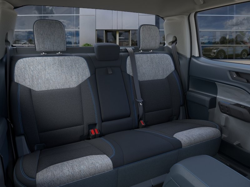Ford Maverick Vehicle Full-screen Gallery Image 13