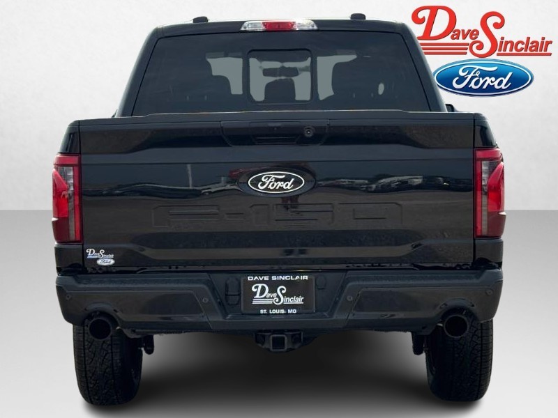 Ford F-150 Vehicle Full-screen Gallery Image 08