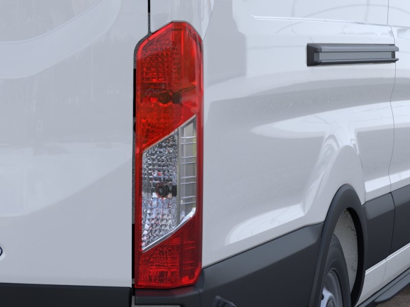 Ford Transit Cargo Van Vehicle Full-screen Gallery Image 23