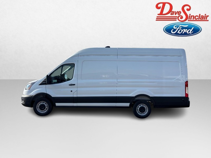 Ford Transit Cargo Van Vehicle Full-screen Gallery Image 09