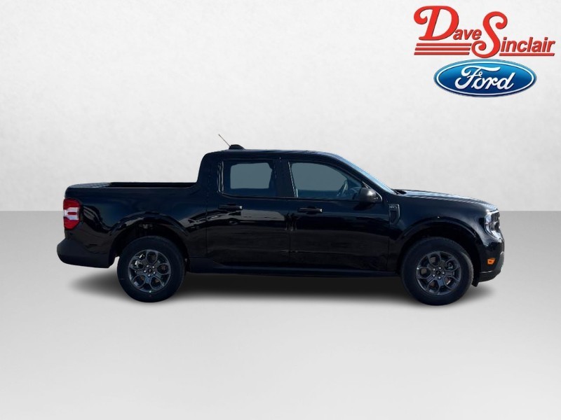 Ford Maverick Vehicle Full-screen Gallery Image 05