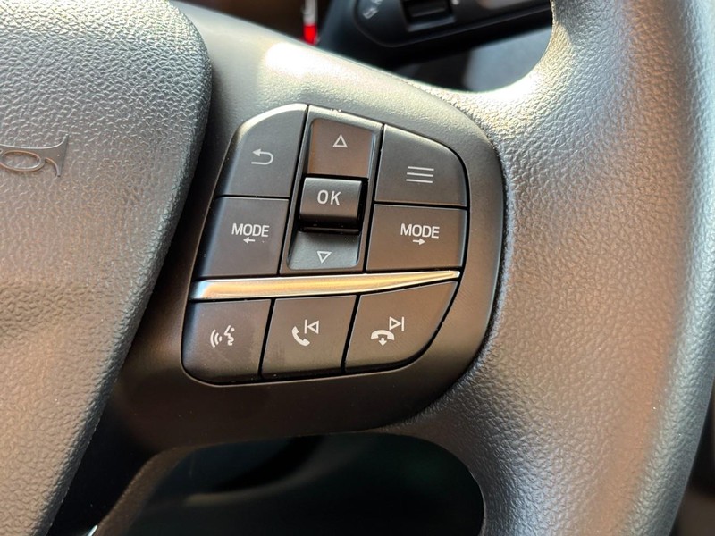 Ford Maverick Vehicle Full-screen Gallery Image 20