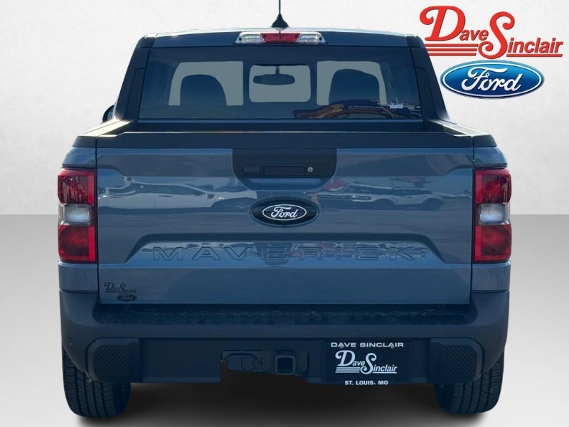 Ford Maverick Vehicle Full-screen Gallery Image 08