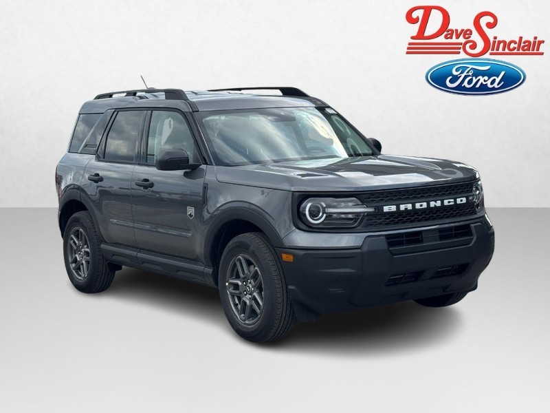 Ford Bronco Sport Vehicle Full-screen Gallery Image 04