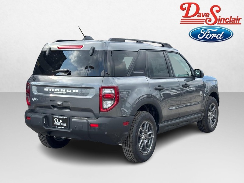 Ford Bronco Sport Vehicle Full-screen Gallery Image 07