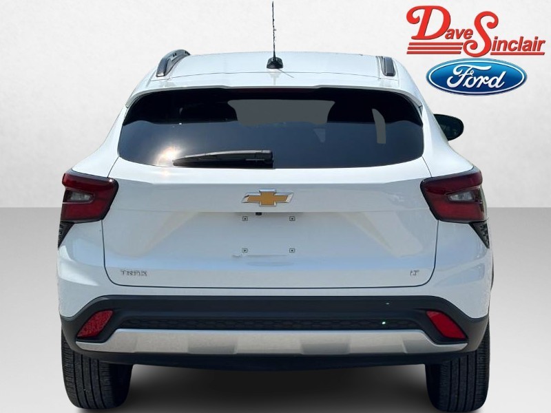 Chevrolet Trax Vehicle Full-screen Gallery Image 06