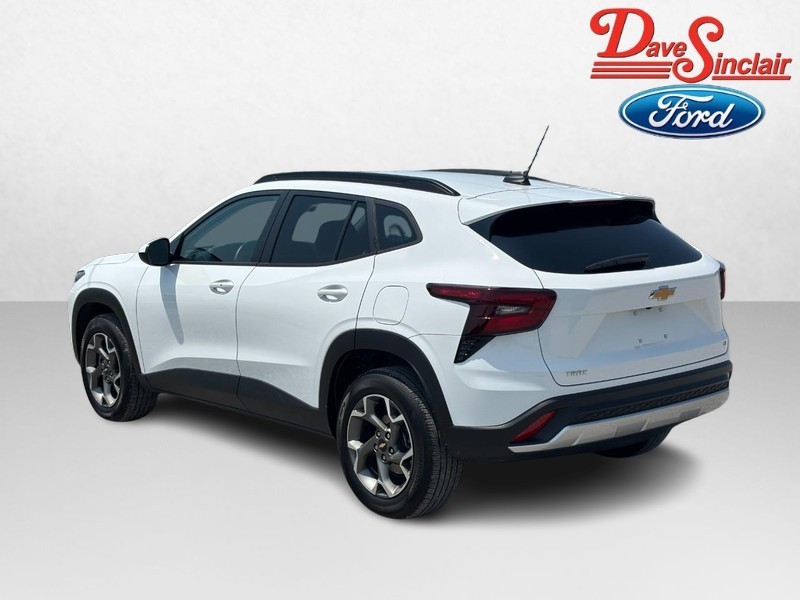 Chevrolet Trax Vehicle Full-screen Gallery Image 07