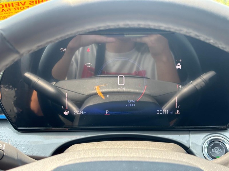 Chevrolet Trax Vehicle Full-screen Gallery Image 19