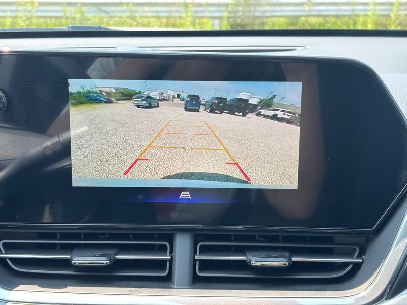 Chevrolet Trax Vehicle Full-screen Gallery Image 21