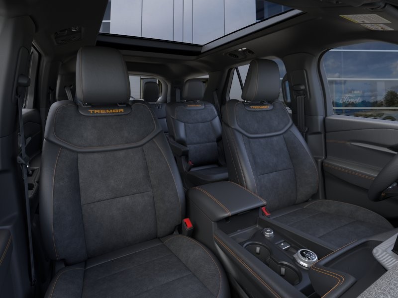 Ford Explorer Vehicle Image 12