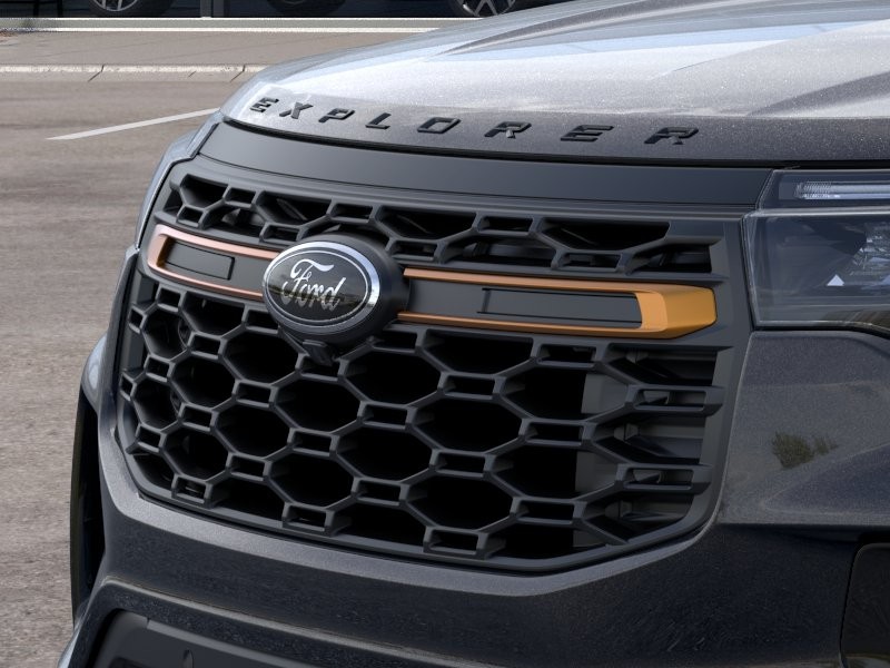 Ford Explorer Vehicle Image 19