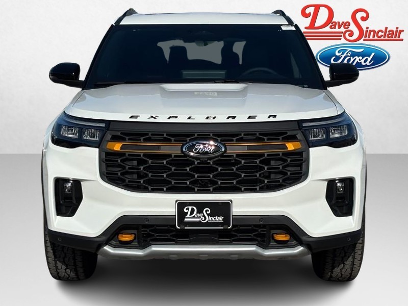 Ford Explorer Vehicle Full-screen Gallery Image 02