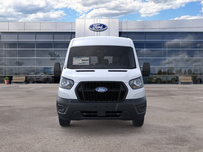Ford Transit Passenger Wagon Vehicle Full-screen Gallery Image 08