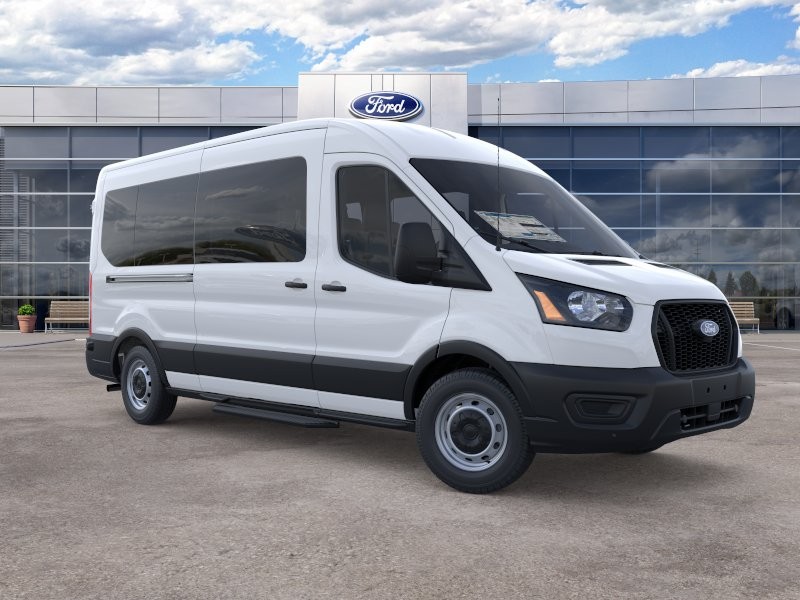 Ford Transit Passenger Wagon Vehicle Full-screen Gallery Image 09