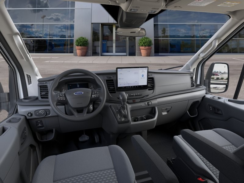 Ford Transit Passenger Wagon Vehicle Full-screen Gallery Image 11