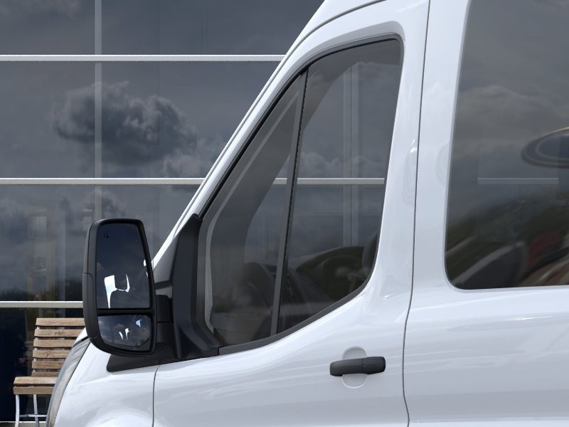 Ford Transit Passenger Wagon Vehicle Full-screen Gallery Image 22