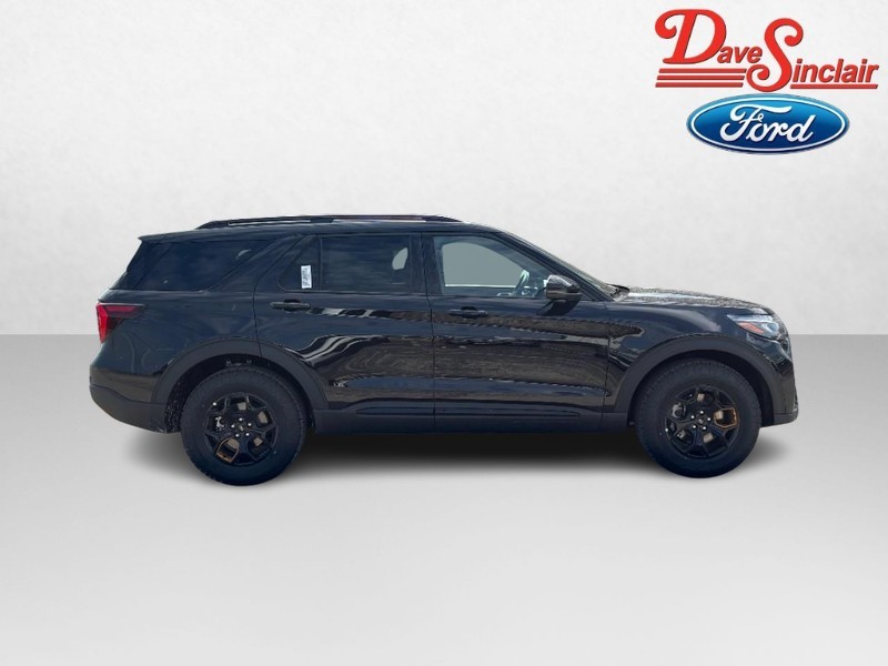 Ford Explorer Vehicle Full-screen Gallery Image 05