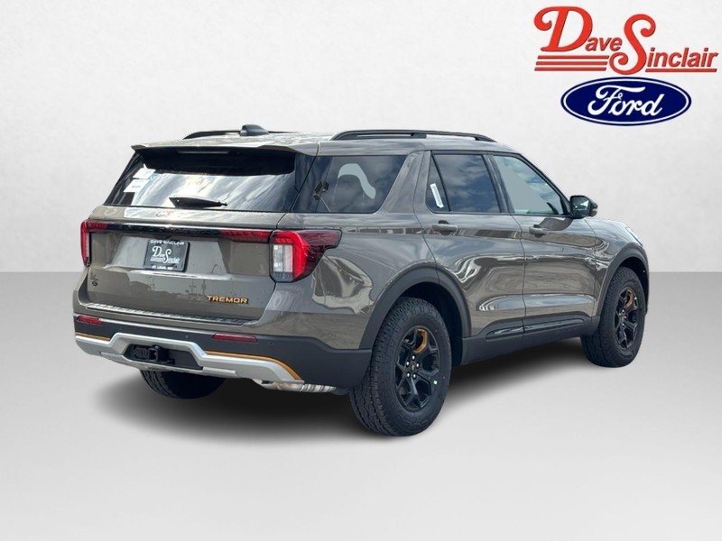 Ford Explorer Vehicle Full-screen Gallery Image 07