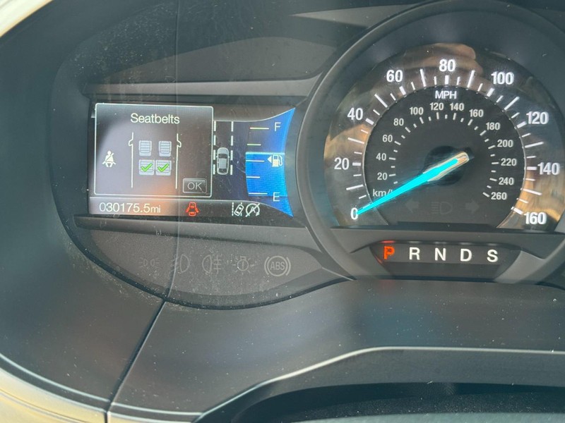 Ford Edge Vehicle Image 20