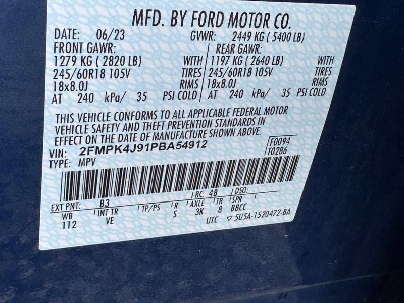 Ford Edge Vehicle Image 25